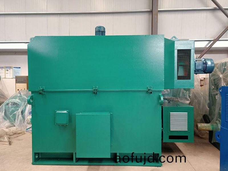 YRKK係列大中(zhong)型高壓三相異步電動機